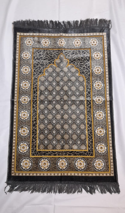 Desenli Kadife Seccade